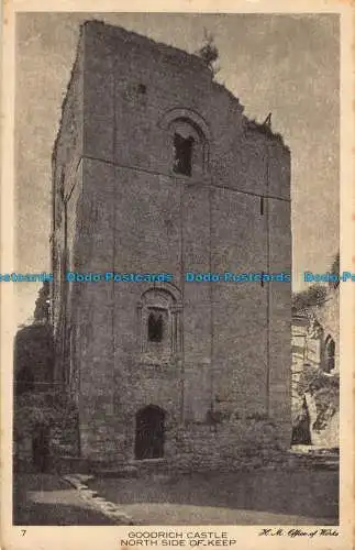 R040044 Goodrich Castle. Nordseite des Keep. H.M. Werksamt. Nr. 7