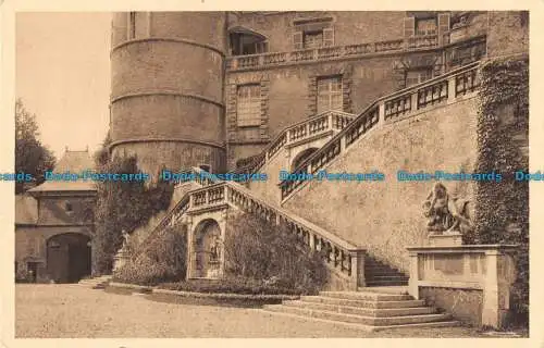 R086798 La Douce Frankreich. Chateau de Vizille. Isere. DIEehrentreppe. Yvon