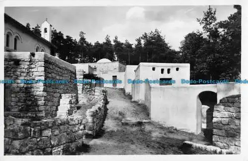 R087566 Heilig Land Stichting. Nijmegen. Straatje in Nazareth. A.G. van Agtmaal