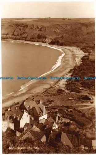 R088944 4628. Runswick Bay. Richter