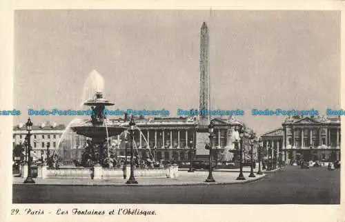 R089500 Paris. Die Brunnen und der Obelisk