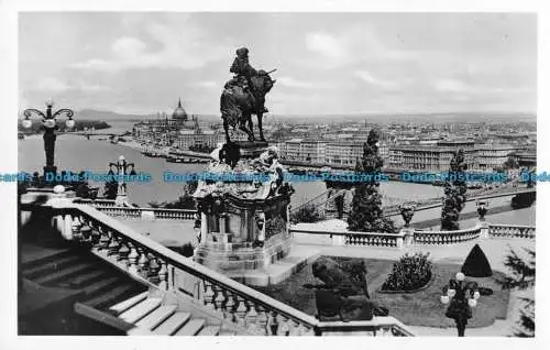 R089895 Budapest. Aussicht mit dem Denkmal von Prinz Eugen. Magyar Film Iroda. Kia