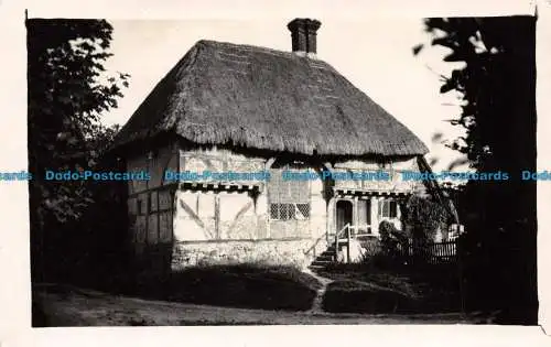 R127554 Alte Postkarte. Haus