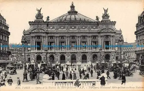 R131276 Paris. Das Opernhaus und der U-Bahnhof. A. Papeghin. Nein