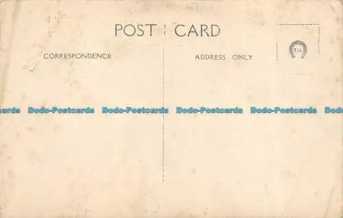 R127728 Alte Postkarte. Porträt eines Mannes