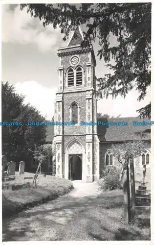 R129914 Alte Postkarte. Kirche