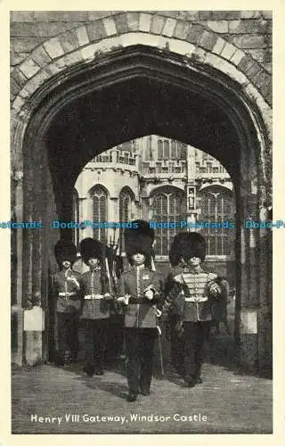 R625144 Henry VIII Gateway. Windsor Castle. T.V.A.P. Oxford. Serie XLII. 126