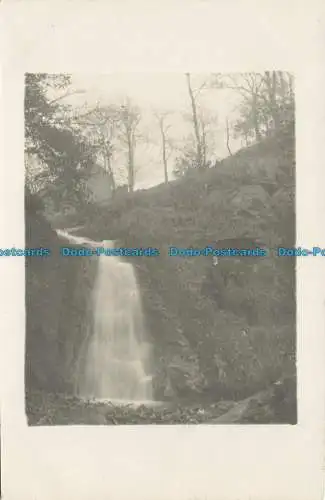 R627069 Der Wasserfall. Postkarte