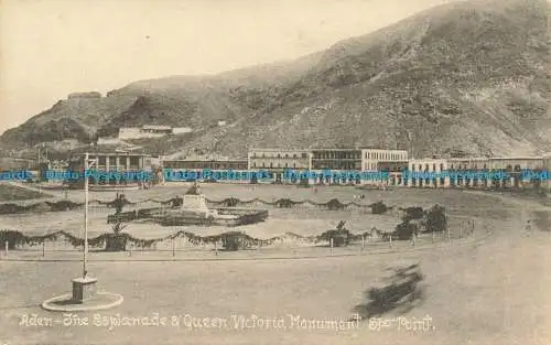 R629582 Aden. Die Esplanade und das Queen Victoria Monument. I. Benghiat. Hotel de l