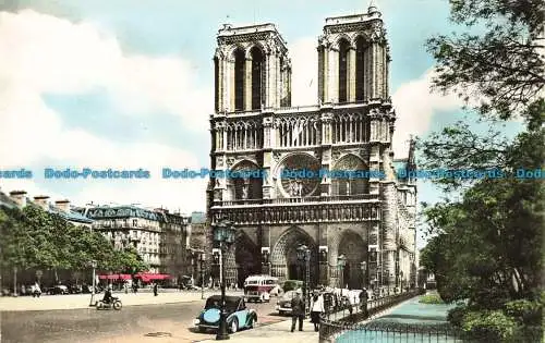 R630224 Paris. Notre Dame de Paris. Fab. Französische E.R