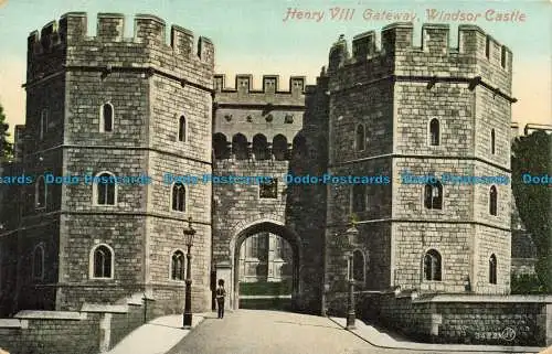 R631070 Windsor Castle. Heinrich VIII. Gateway. Valentine Serie