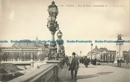 R632069 Paris. Auf der Alexander-III-Brücke. C.L.C