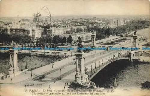 R632838 Paris. Die Brücke von Alexander III. Und die Esplanade Des Invalides. A.