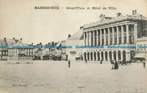 R632941 Hazebrouck. Grand Place und Rathaus. Ofen. I.P.M