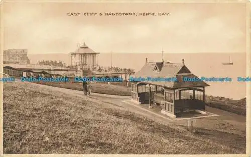 R633205 Herne Bay. East Cliff und Bandstand. E.T.W. Dennis