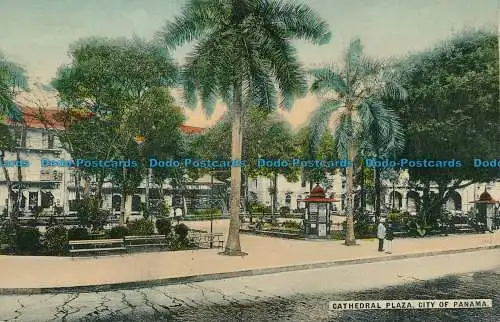 R132168 Cathedral Plaza. Stadt Panama. B. Hopkins