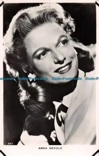 R132239 Anna Neagle