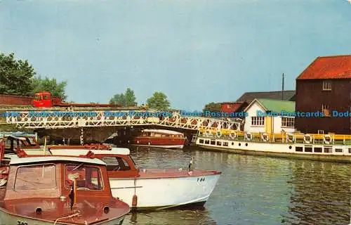 R133413 Die Norfolk Broads. Wroxham