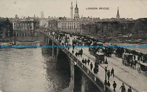 R133984 London Bridge. Das Autofoto. 1907