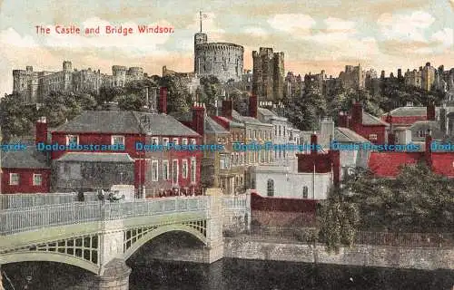 R135499 Das Schloss und die Brücke Windsor