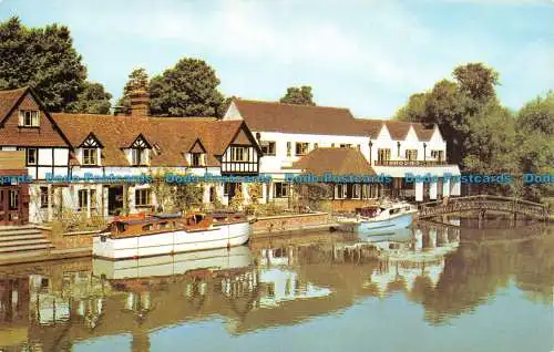 R135755 Swan Hotel. Streatley