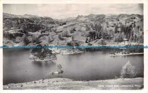 R135804 Tarn Hows und Langdale Pikes. Abraham. 1962