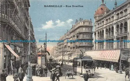 R137611 Marseille. Rue Noailles