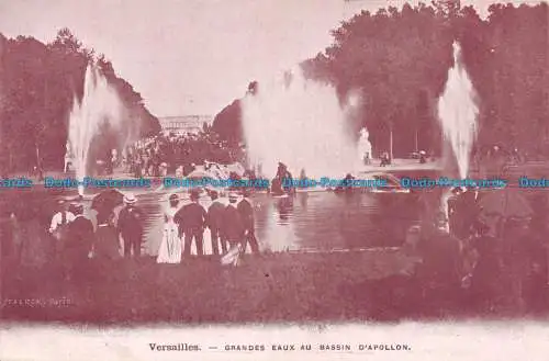 R138640 Versailles. Großes Wasser im Apollo-Becken. Torten von Lorientais und Armor