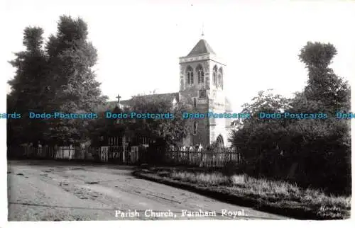 R139349 Pfarrkirche. Farnham Royal. Das Haus Stoke Poges. RP