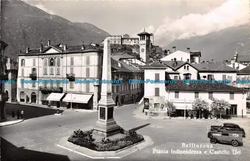 R139380 Bellinzona. Unabhängigkeitsplatz und Schloss Uri. Hugo Kopp