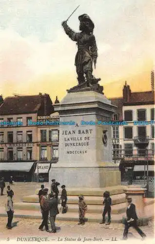 R138357 Dünkirchen. Die Statue von Jean Bart. LL