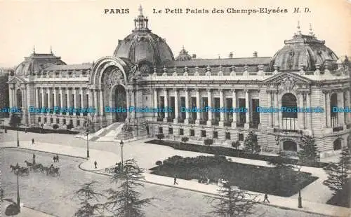 R138914 Paris. Der kleine Palast der Champs Elysees. M.D