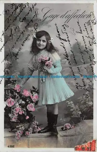 R139167 Gage Daffection. Mädchen. Blumen. Alte Fotografie. Postkarte