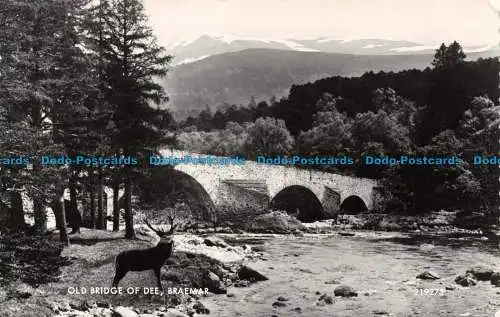 R139783 Alte Brücke von Dee. Braemar. Valentinstag. RP