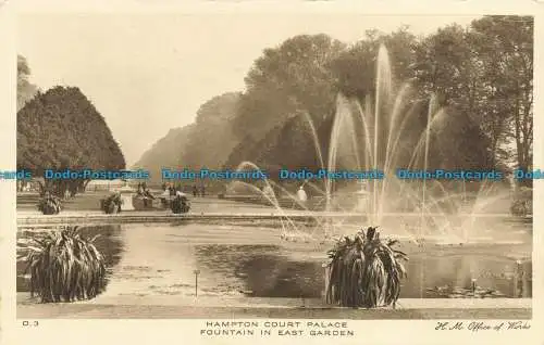 R641734 Hampton Court Palace. Brunnen im East Garden. H.M. Werksamt. Jo