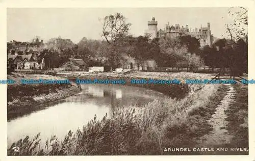 R644267 Schloss und Fluss Arundel. Postkarte