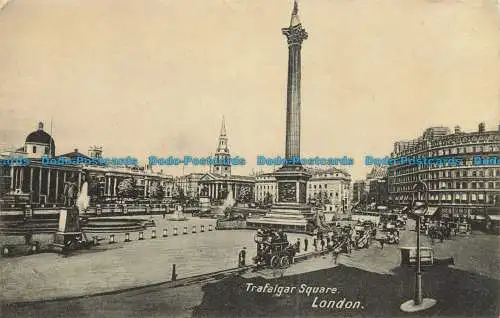 R645158 London. Trafalgar Square. M. und W. Canon Serie