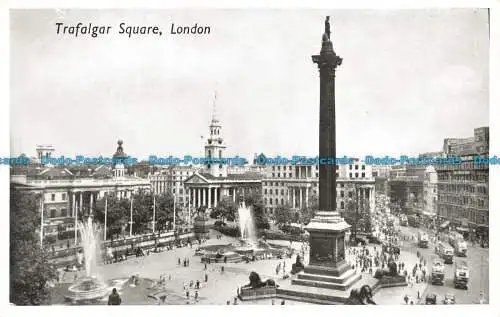 R645225 London. Trafalgar Square. Postkarte