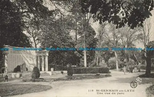 R645252 St. Germain en Laye. Ein Blick auf den Park. Fototypie der Biene. 1948