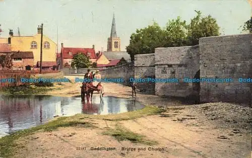 R645971 Geddington. Brücke und Kirche. Photochrom. 1908