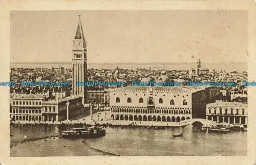 R646004 Venedig. Panorama vom Meer aus. A. Kroketten