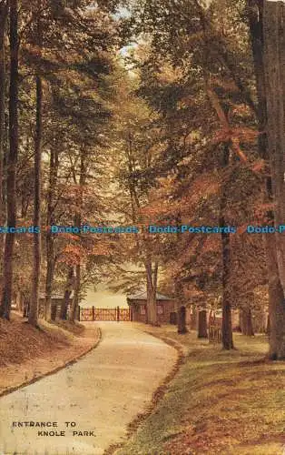 R644169 Eingang zum Knole Park. J. Lachs. 1915