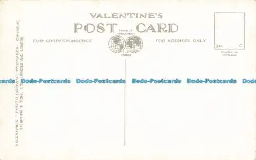 R645622 Balmoral und Lochnagar. Valentinstag. Foto braun