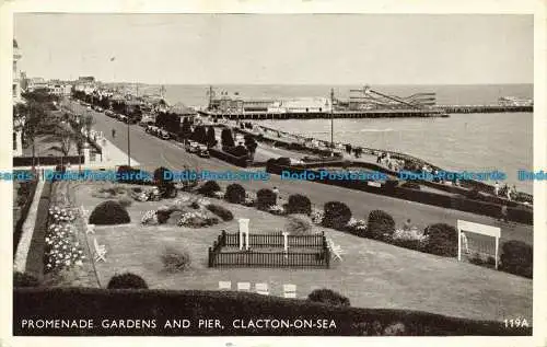 R647056 Clakton auf See. Promenadengärten und Pier. 1954