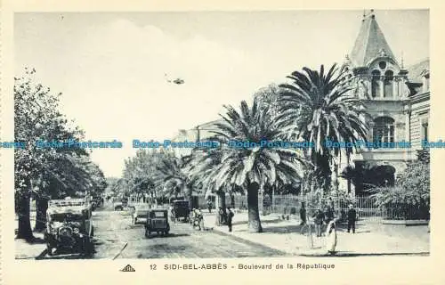 R647438 Sidi Bel Abbes. Boulevard de la Republique. C.A.P