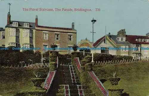 R647128 Bridlington. Die Blumentreppe. Die Parade. 1946