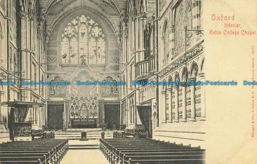 R647501 Oxford. Innenraum. Keble College Kapelle. Stengel