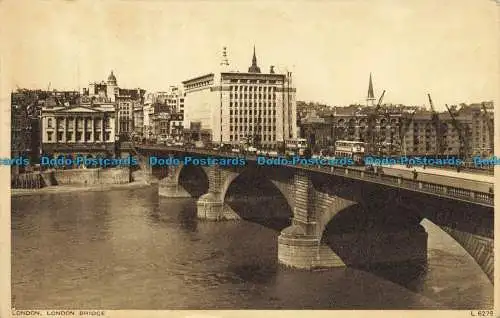 R647516 London. London Bridge. Photochrom