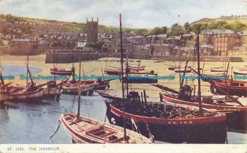 R647522 St. Ives. Der Hafen. Photochrom. 1955