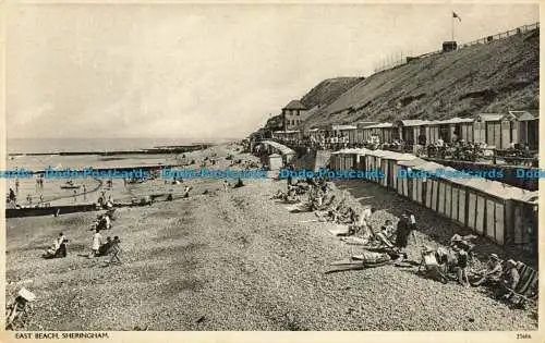 R647916 Sheringham. East Beach. Rounce und Wortley